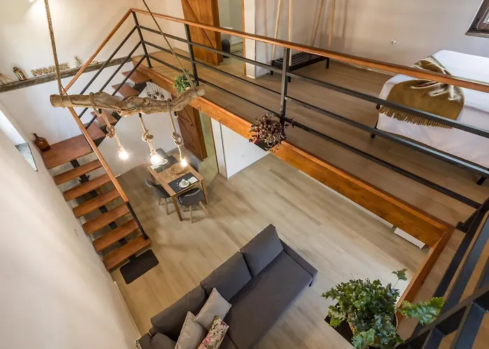 Casas De Xisto * Raiva